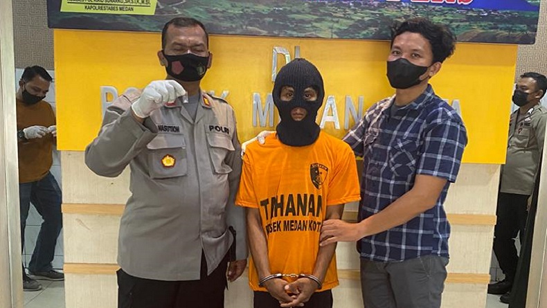 title Gerak-Geriknya Mencurigakan, Pemuda Warga Medan Area Ternyata Kantongi Sabu Gerak-Geriknya Mencurigakan, Pemuda Warga Medan Area Ternyata Kantongi Sabu