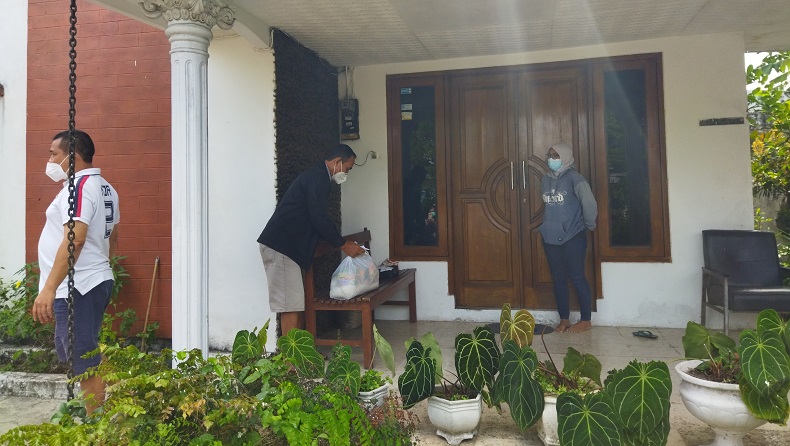 Unik, Begini Cara Warga di Malang Bantu Kebutuhan Para Pasien Covid-19 yang Isolasi Mandiri