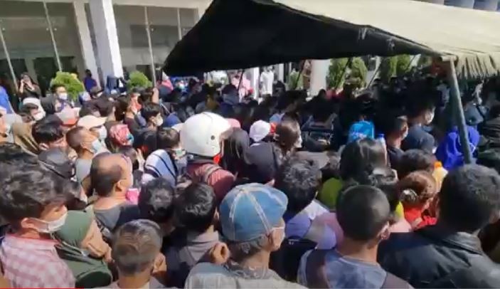 Takut Kena PHK, Pekerja Pabrik Serbu Vaksinasi Covid-19 di Lantamal Belawan Medan