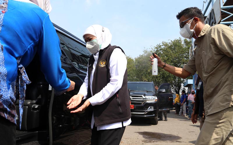 Dua Kali Terpapar Covid-19, Begini Ketatnya Prokes Gubernur Khofifah  - Bagian 1