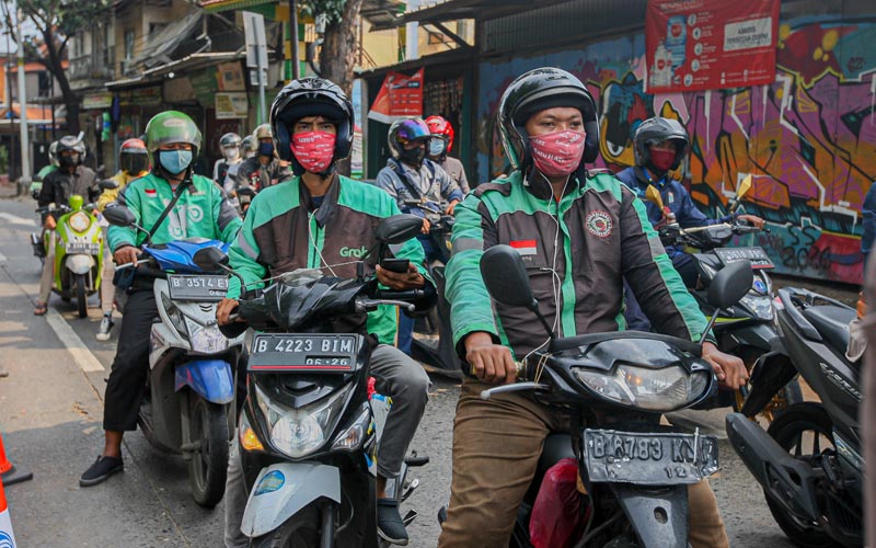 Mulai Hari Ini Ojol Bisa Melintasi Penyekatan Tanpa STRP - Bagian 3