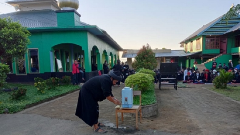 Jemaah An-Nadzir Gowa Salat Idul Fitri Hari Ini