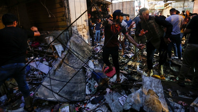  35 Warga Irak Tewas saat Bom Meledak di Malam Takbiran