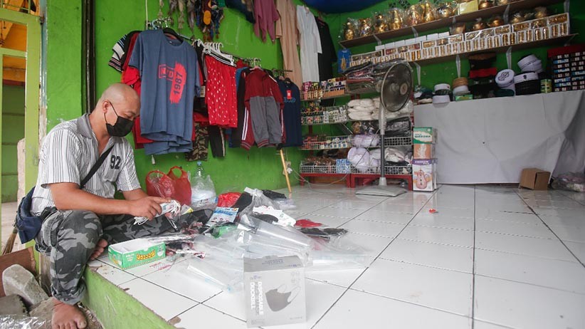 Omzet Penjualan Oleh-Oleh Haji Turun hingga 80 Persen - Bagian 3