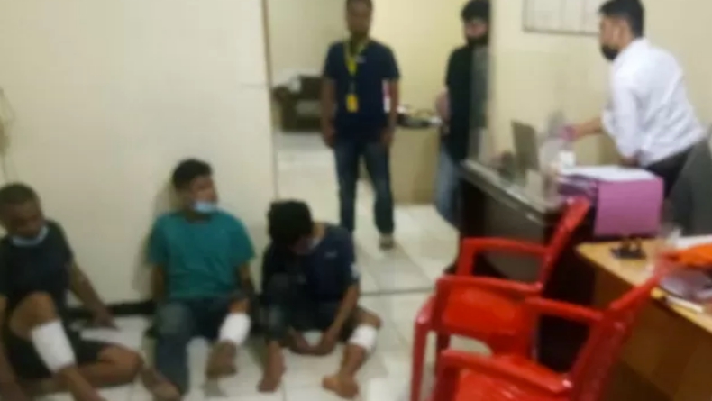 Dor! 3 Pelaku Curanmor di Payakumbuh Pincang Ditembak Polisi