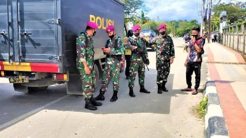 Prajurit Marinir TNI Ikut Amankan Kerusuhan di Sorong
