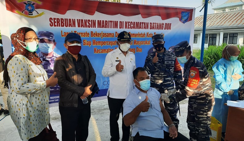 TNI AL Gencar Vaksinasi Covid-19 Warga Pulau Terluar