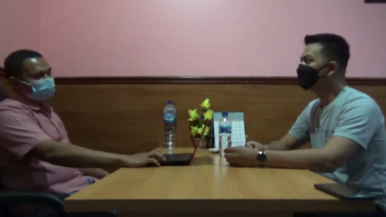 Polisi Tahan Muncikari Prositusi Online Sesama Jenis di Padang