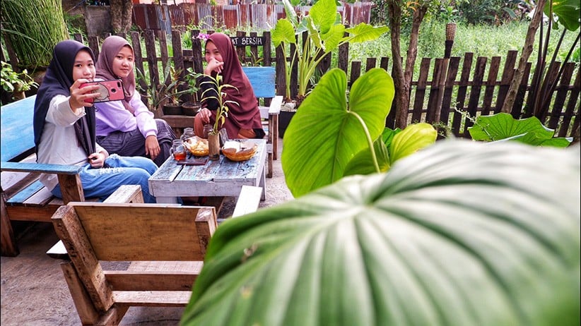 Menikmati Suasana Perdesaan di Rumah Kecil Pannara - Bagian 3