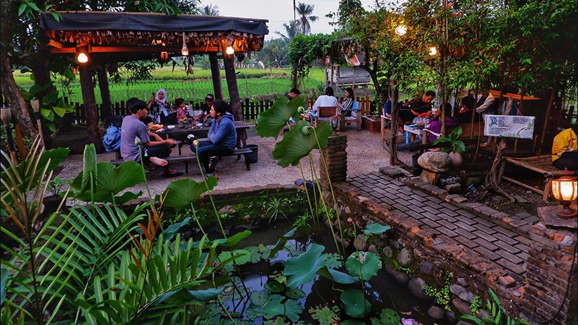 Menikmati Suasana Perdesaan di Rumah Kecil Pannara - Bagian 1