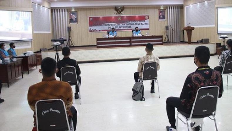 title Kronologi Nama Siswa Lulus Bintara Polri Hilang Diganti Orang lain di Polda Sulut Kronologi Nama Siswa Lulus Bintara Polri Hilang Diganti Orang lain di Polda Sulut