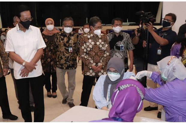  Sultan HB X : Vaksin Langkah untuk Kurangi Korban Covid-19