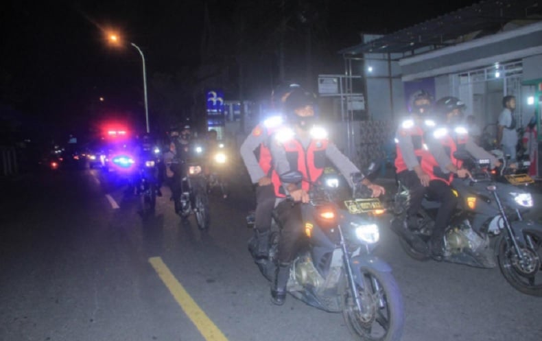 Polda Malut Gelar Patroli Prokes Datangi Pusat Keramaian di Ternate
