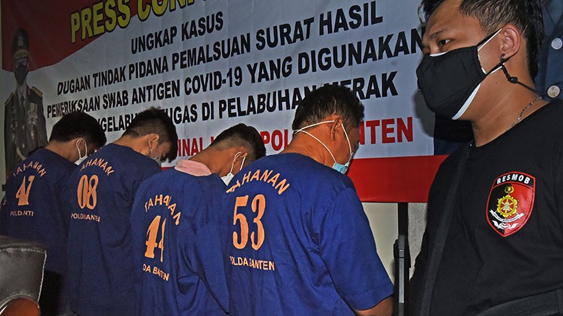 Polda Banten Tangkap Sindikat Pembuat Surat Hasil Tes Covid-19 Palsu - Bagian 3