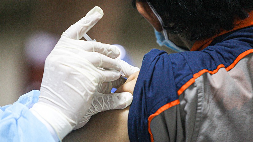 Percepat Herd Immunity, TNI AU Gelar Serbuan Vaksinasi di Mall Pondok Gede - Bagian 1