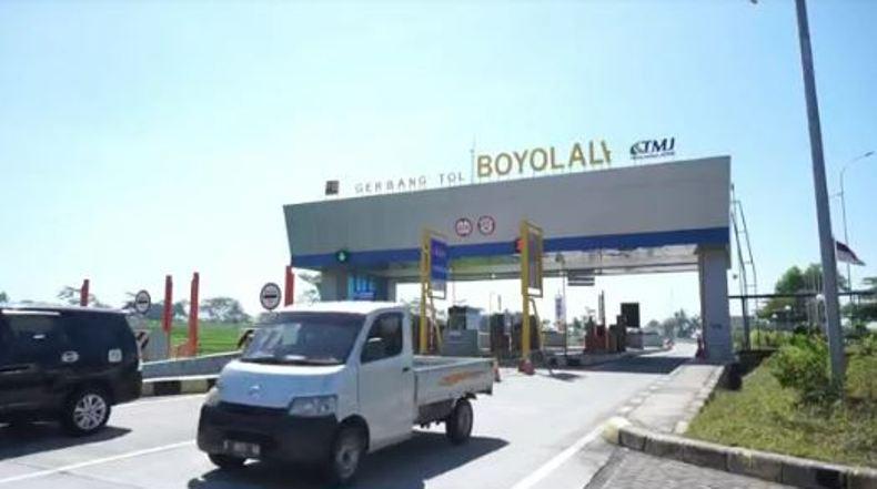 Kembali Dibuka, Situasi Gerbang Tol Boyolali Ramai Lancar 