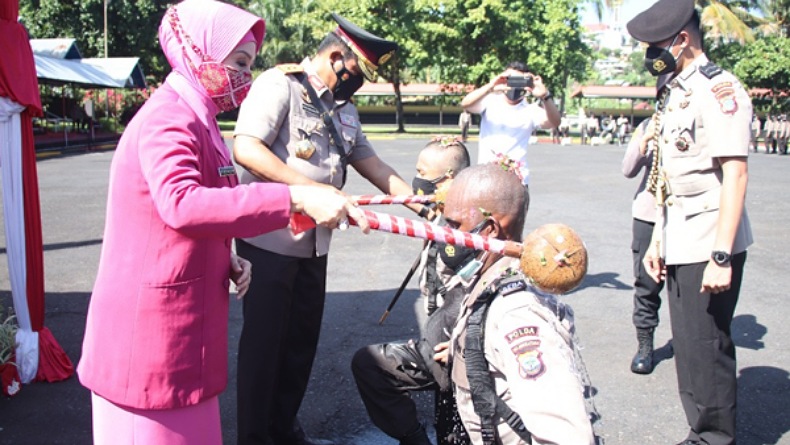 Diikuti 300 Siswa, Kapolda Buka Diktukba Polri di SPN Polda Sulut