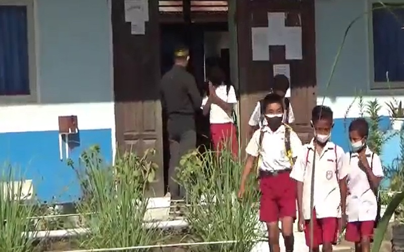 Sudah sampai Sekolah, Siswa SD di Sikka Dipulangkan karena PPKM Level 4