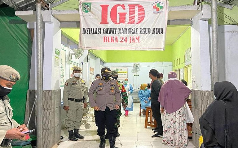 Ajak Keluarga Pasien Sabar, Polisi: Jangan Marahi Nakes