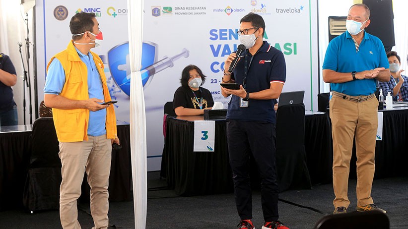 Kamrussamad Kunjungi Sentra Vaksinasi Covid-19 MNC Peduli  - Bagian 2