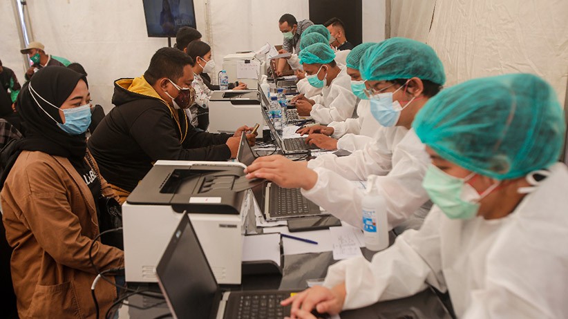 Sentra Vaksinasi MNC Peduli dan Kemenparekraf Terbuka untuk Umum - Bagian 3