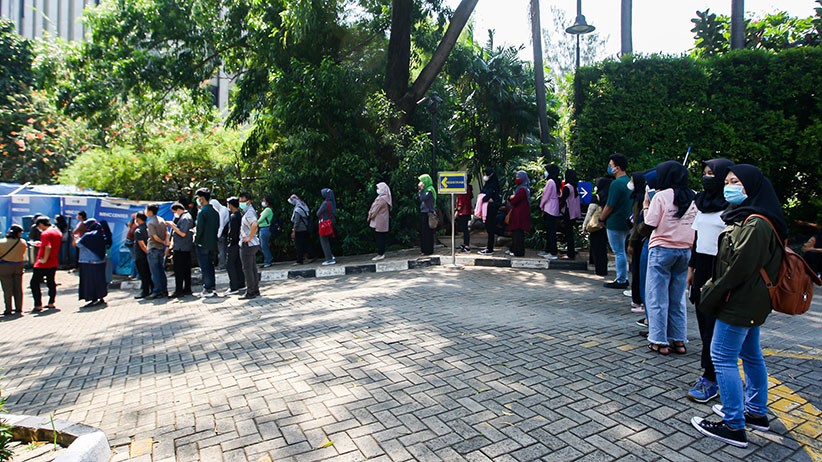 Antusiasme Warga Datangi Sentra Vaksinasi MNC Peduli pada Hari Terakhir - Bagian 3