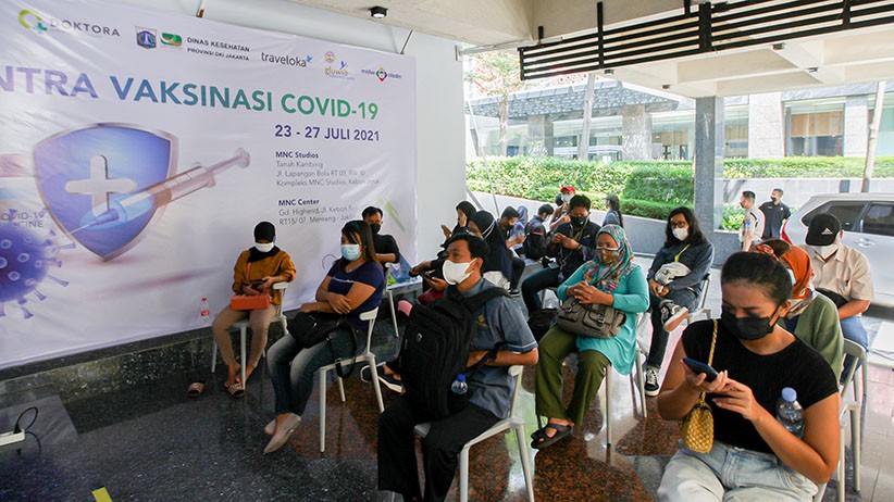 Antusiasme Warga Datangi Sentra Vaksinasi MNC Peduli pada Hari Terakhir - Bagian 2