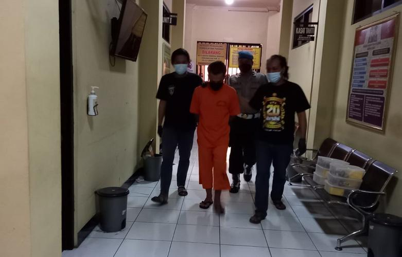  Pria Ini Tega Tipu Nenek 85 Tahun, Gondol Perhiasan dan Uang Rp5 Juta 