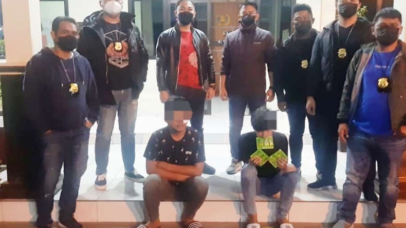 title Berbuat Onar, 3 Remaja Tomohon Ditangkap Polisi Berbuat Onar, 3 Remaja Tomohon Ditangkap Polisi