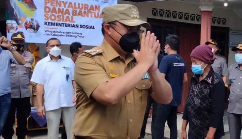 Pastikan Distribusi Sembako Lancar, Erzaldi Pelototi Bongkar Muat Pelabuhan Pangkalbalam