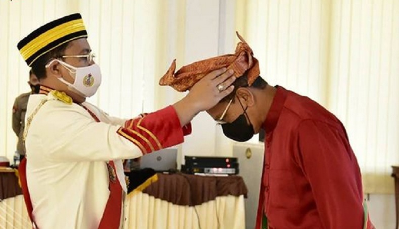 Kapolda Babel Terima Gelar Datuk Radendo dari Kesultanan Palembang