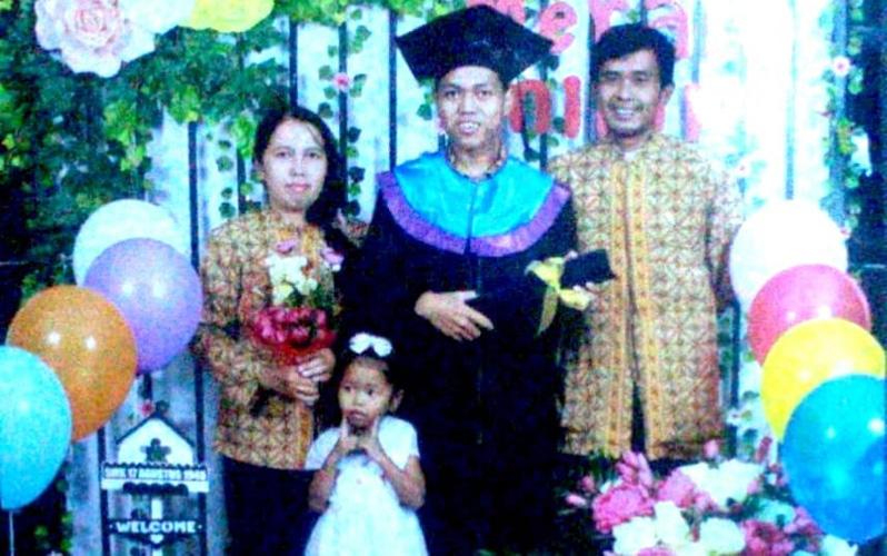 Begini Perjuangan Anak Tukang Las Dapat Beasiswa, Sempat Kesulitan Tes Membuat Aplikasi