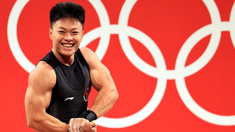 Momen Lifter Rahmat Erwin Abdullah Raih Medali Perunggu Olimpiade Tokyo - Bagian 3