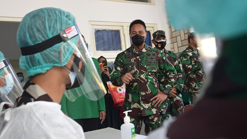 KSAD Berikan Semangat Para Tenaga Kesehatan - Bagian 3