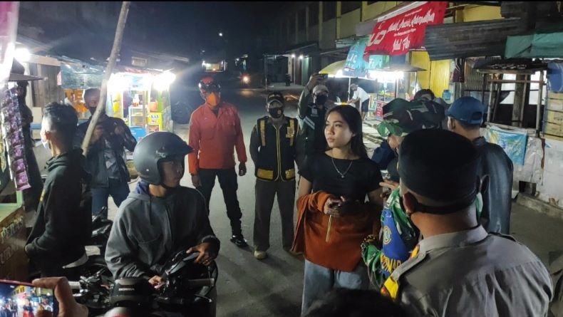 title PPKM Level 4, Tim Gabungan Awasi Prokes di Lokasi Keramaian Bangka Barat PPKM Level 4, Tim Gabungan Awasi Prokes di Lokasi Keramaian Bangka Barat