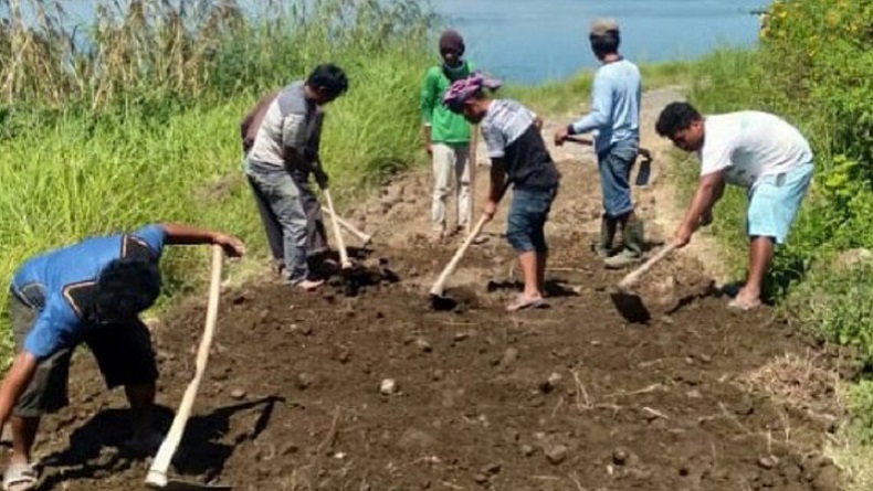 162,5 Km Jalan Rusak di Simalungun Diperbaiki Warga secara Swadaya