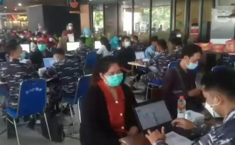 Stok Menipis, Puspenerbal Hentikan Sementara Vaksinasi Massal di Bandara Juanda 