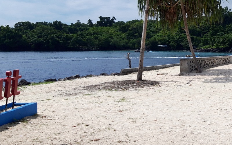 title Pemkot Ternate Fokus Tata Destinasi Wisata Pantai untuk Kelangsungan UMKM Pemkot Ternate Fokus Tata Destinasi Wisata Pantai untuk Kelangsungan UMKM