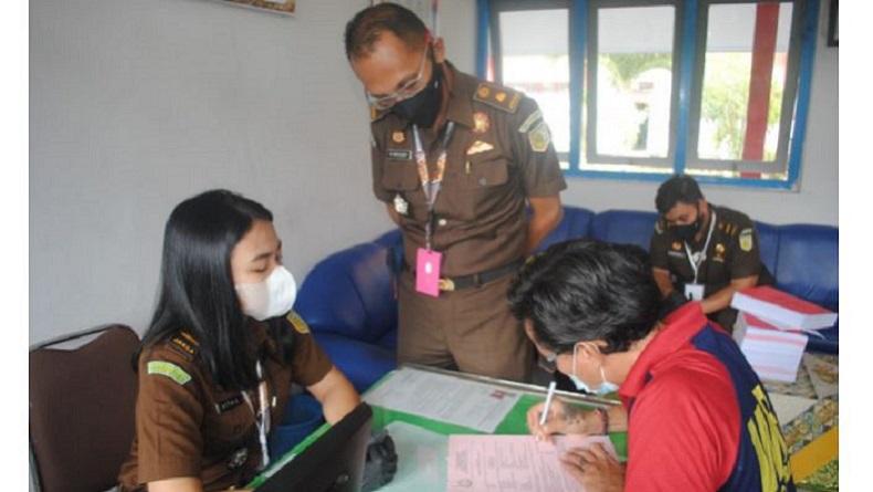 Korupsi Bedah Rumah di Karangasem, Mantan Kepala Desa Dituntut 8 Tahun Penjara