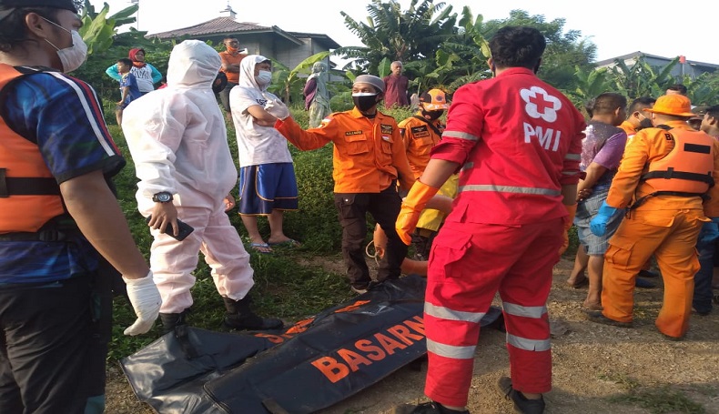 Gadis Cilik yang Tenggelam di Sungai Citarum Karawang Ditemukan Meninggal
