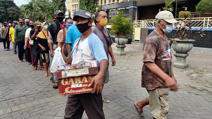 Aksi Sosial Gerakan Nasi Bungkus di Semarang - Bagian 3