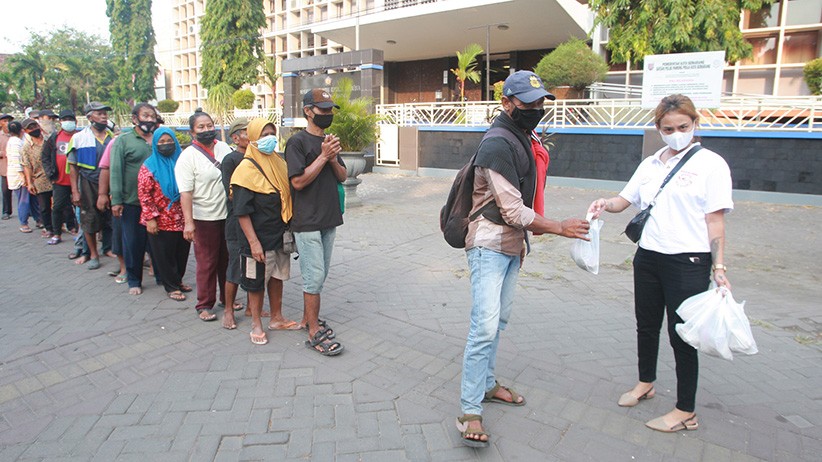 Aksi Sosial Gerakan Nasi Bungkus di Semarang - Bagian 1