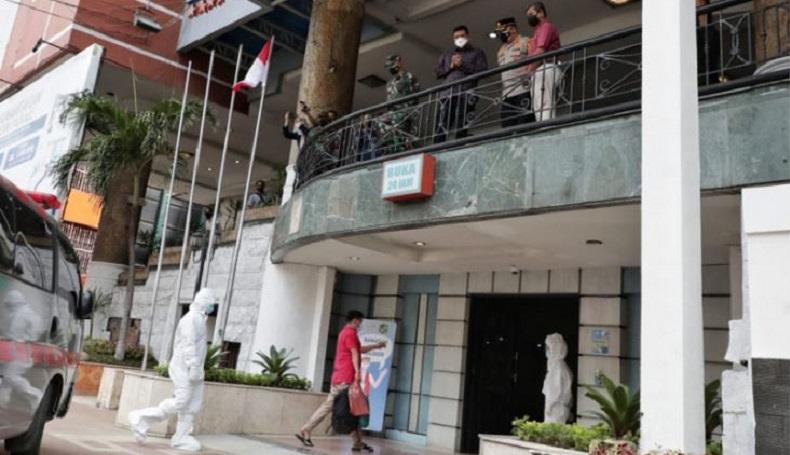 Eks Hotel Soechi Jadi Isoman Terpusat, Bobby Cek Langsung Kedatangan Pasien Pertama