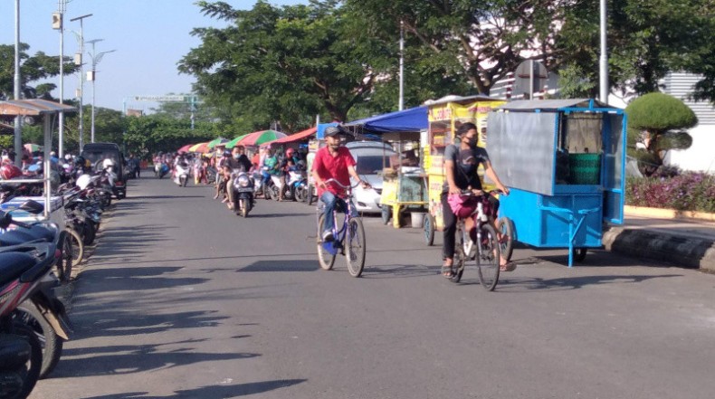 PKL Kudus Desak Akses Jalan yang Disekat Dibuka 