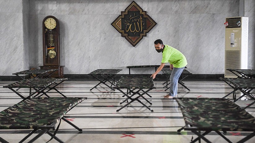 Pemerintah Siapkan 49.000 Tempat Tidur untuk Isolasi Terpusat Pulau Jawa-Bali - Bagian 2