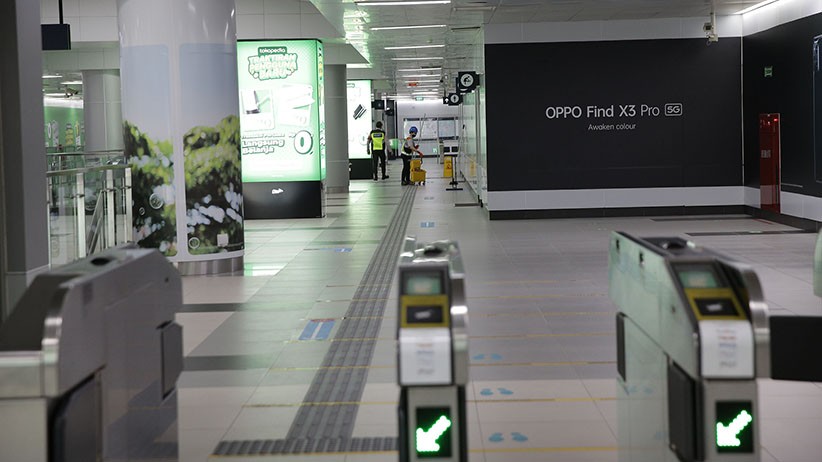 Sepinya Stasiun MRT Bundaran HI Imbas PPKM - Bagian 3