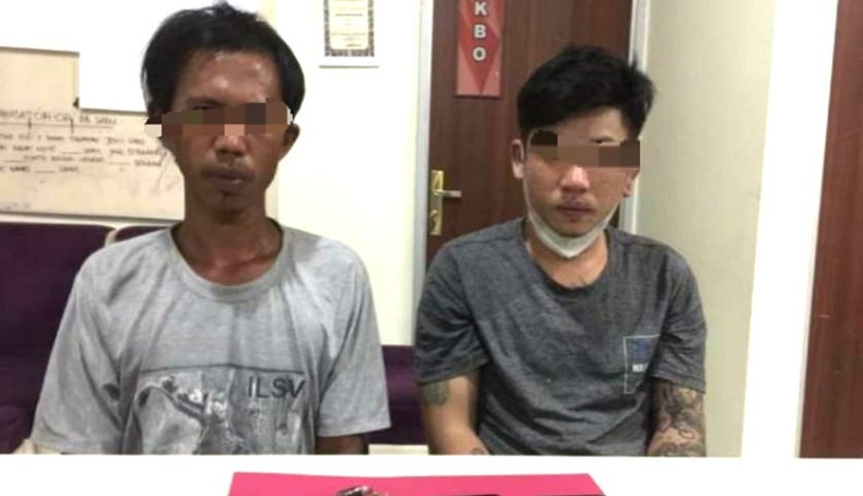 title 2 Bandar Sabu Ditangkap Polres Pangkalpinang, Alat Bukti Disembunyikan di Selokan 2 Bandar Sabu Ditangkap Polres Pangkalpinang, Alat Bukti Disembunyikan di Selokan