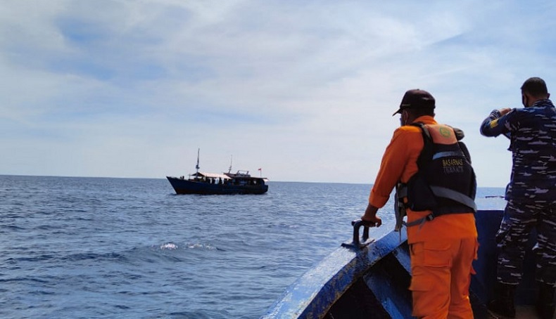 KM Britanic Mati Mesin, Dievakuasi di Perairan Halmahera Utara ke Pelabuhan Tobelo
