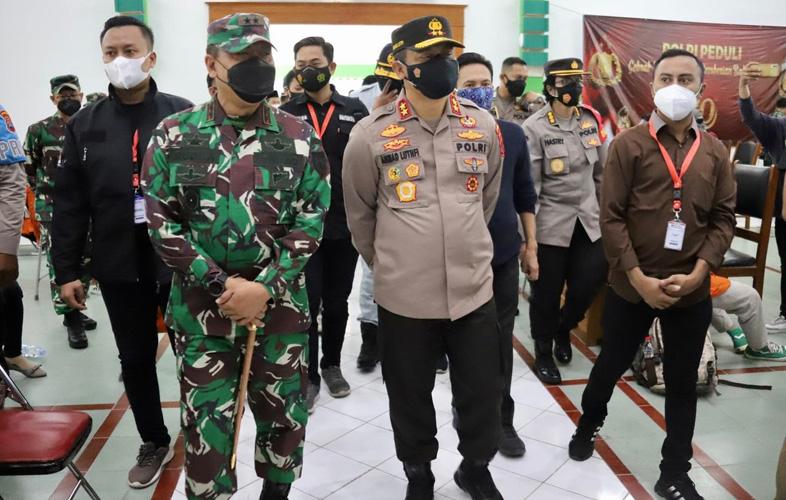 Vaksinasi Merdeka Candi, Polda Jateng Targetkan 4.000 Vaksin per Hari