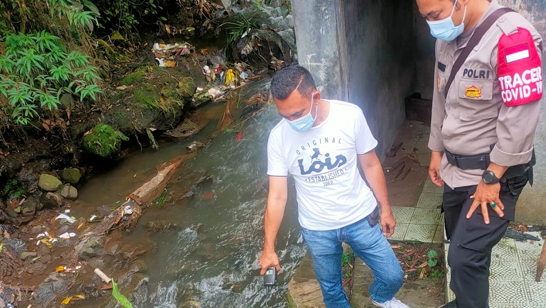 Main Bola Dekat Sungai di Sukabumi, Anak-Anak Teriak karena Kaget Temukan Mayat Bayi